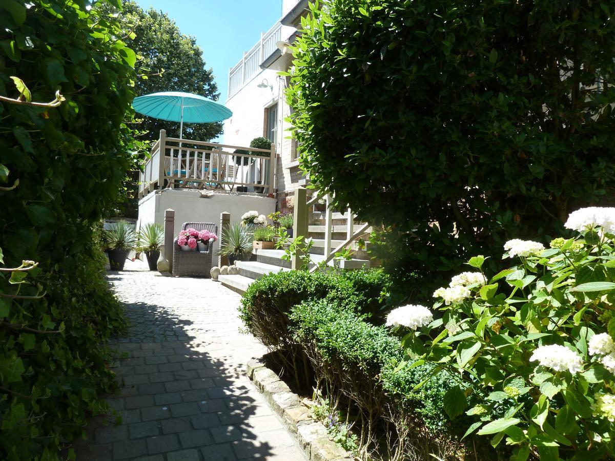 Hotel Villa La Tourelle De Haan Exterior photo